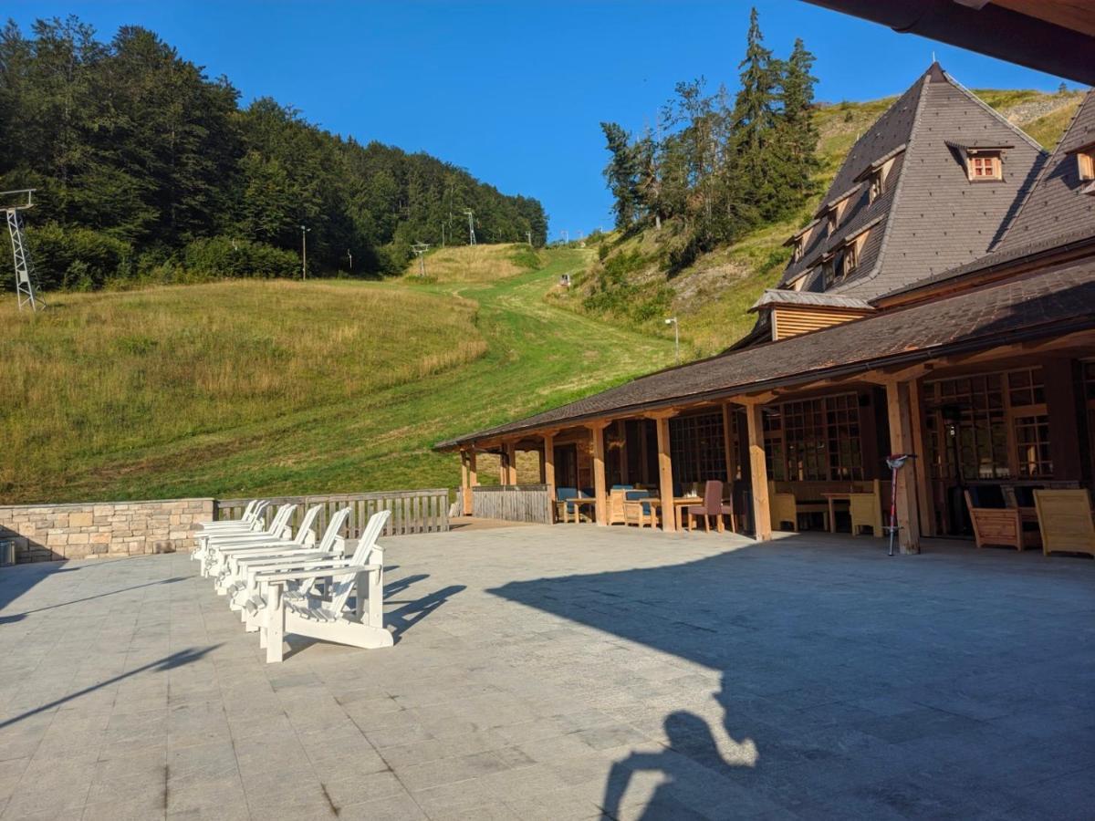 Smestaj Iver Hotel Мокра гора Екстериор снимка