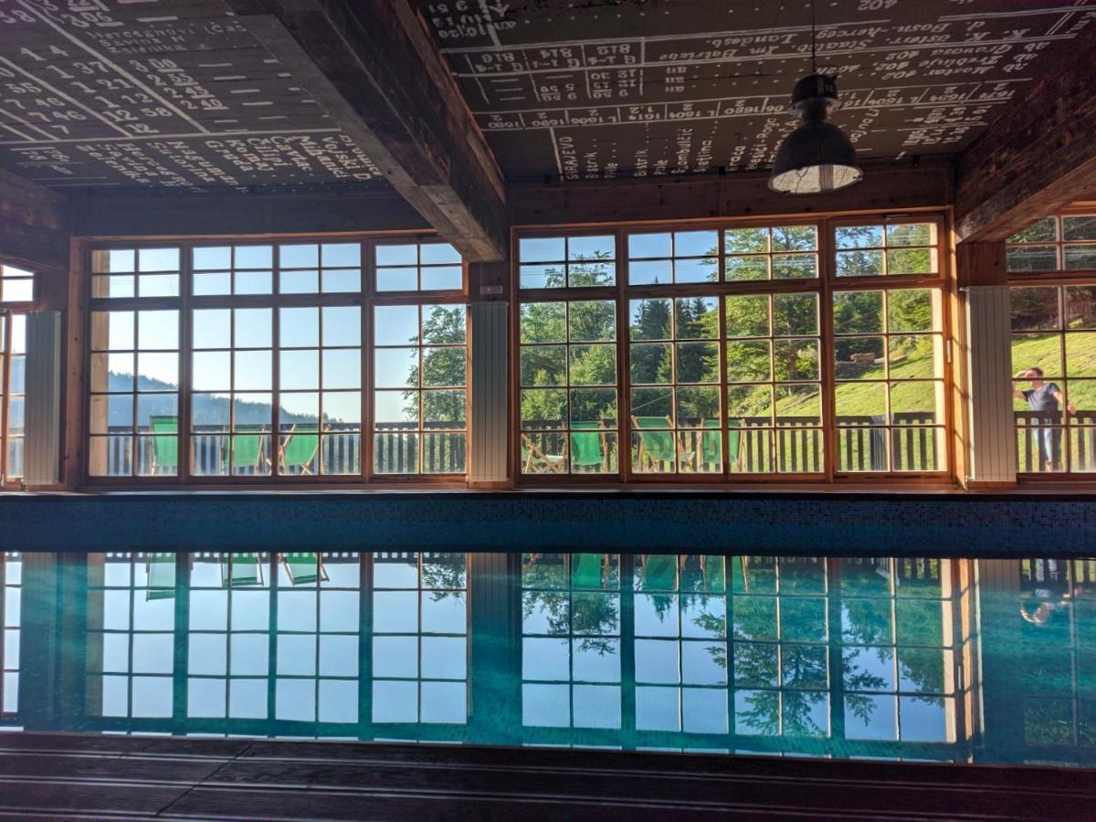 Smestaj Iver Hotel Мокра гора Екстериор снимка