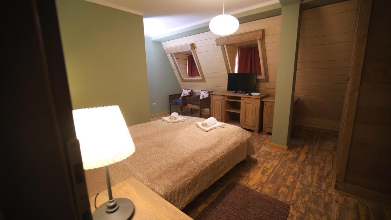 Smestaj Iver Hotel Мокра гора Екстериор снимка
